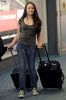 Jodelle-Ferland-vancouver-airport4.jpg